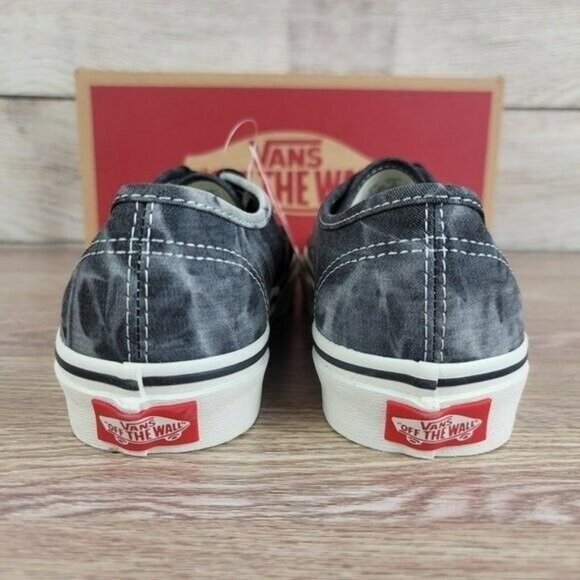 NEW Vans Authentic Low Shoes Women's Size 6 Denim Tie Dye Skate Casual Sneakers‎ - Picture 5 of 7